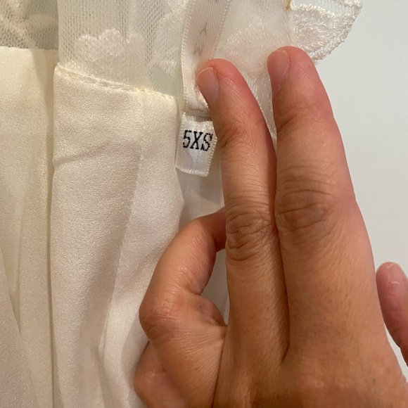 Lovely bride Emmy Mae wedding dress - Picture 7 of 11